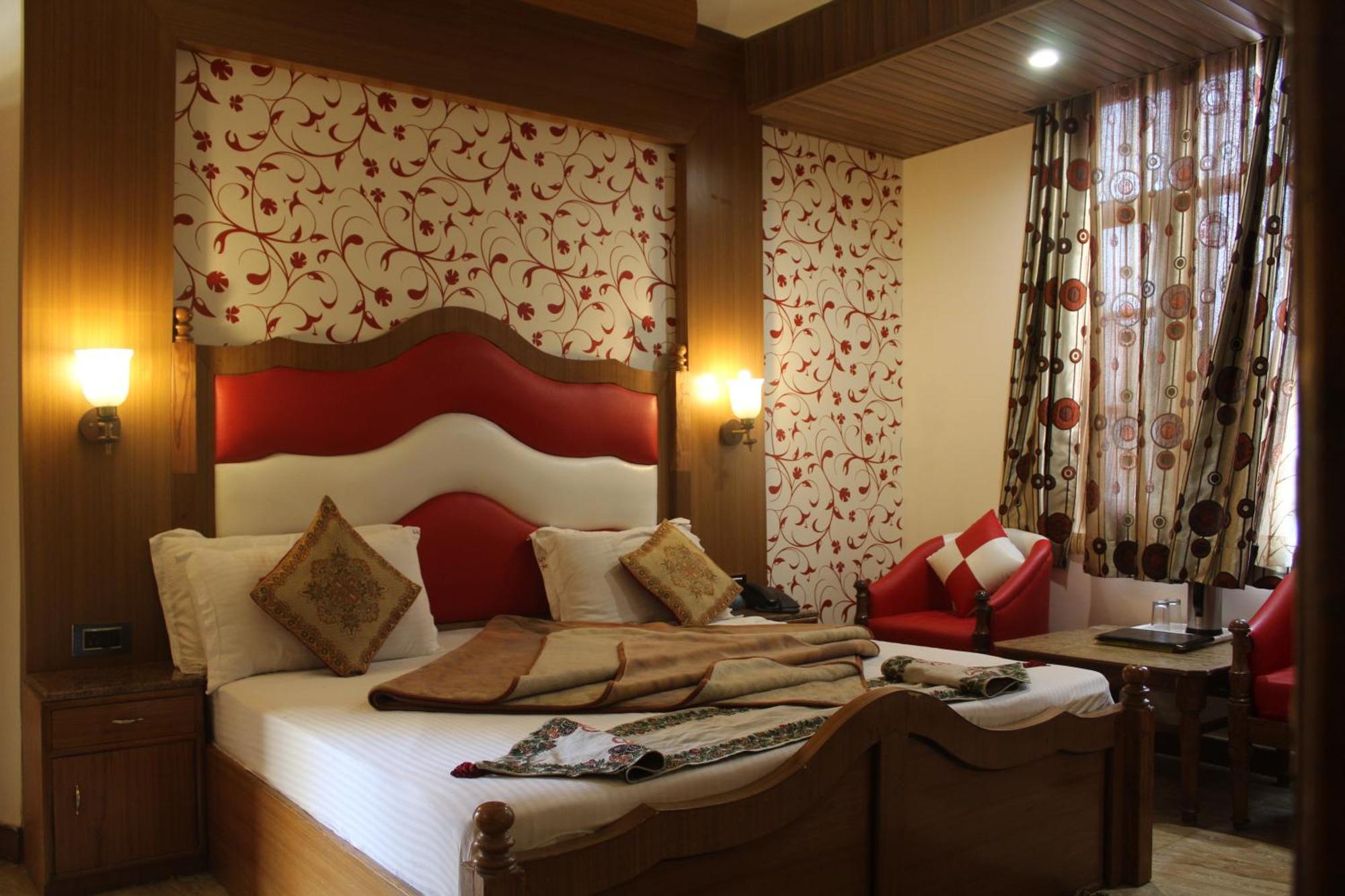 Sagrika Resort Dalhousie Esterno foto