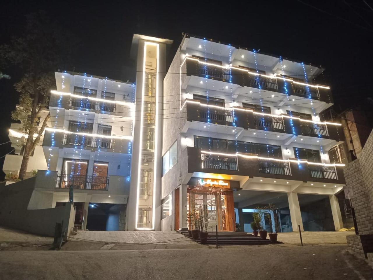 Sagrika Resort Dalhousie Esterno foto