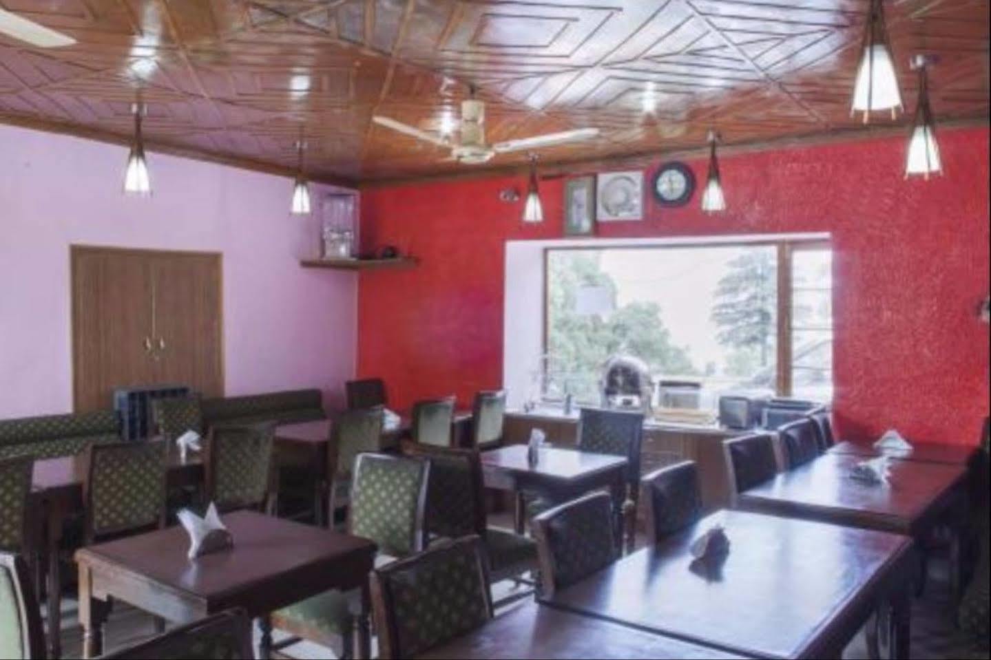 Sagrika Resort Dalhousie Esterno foto
