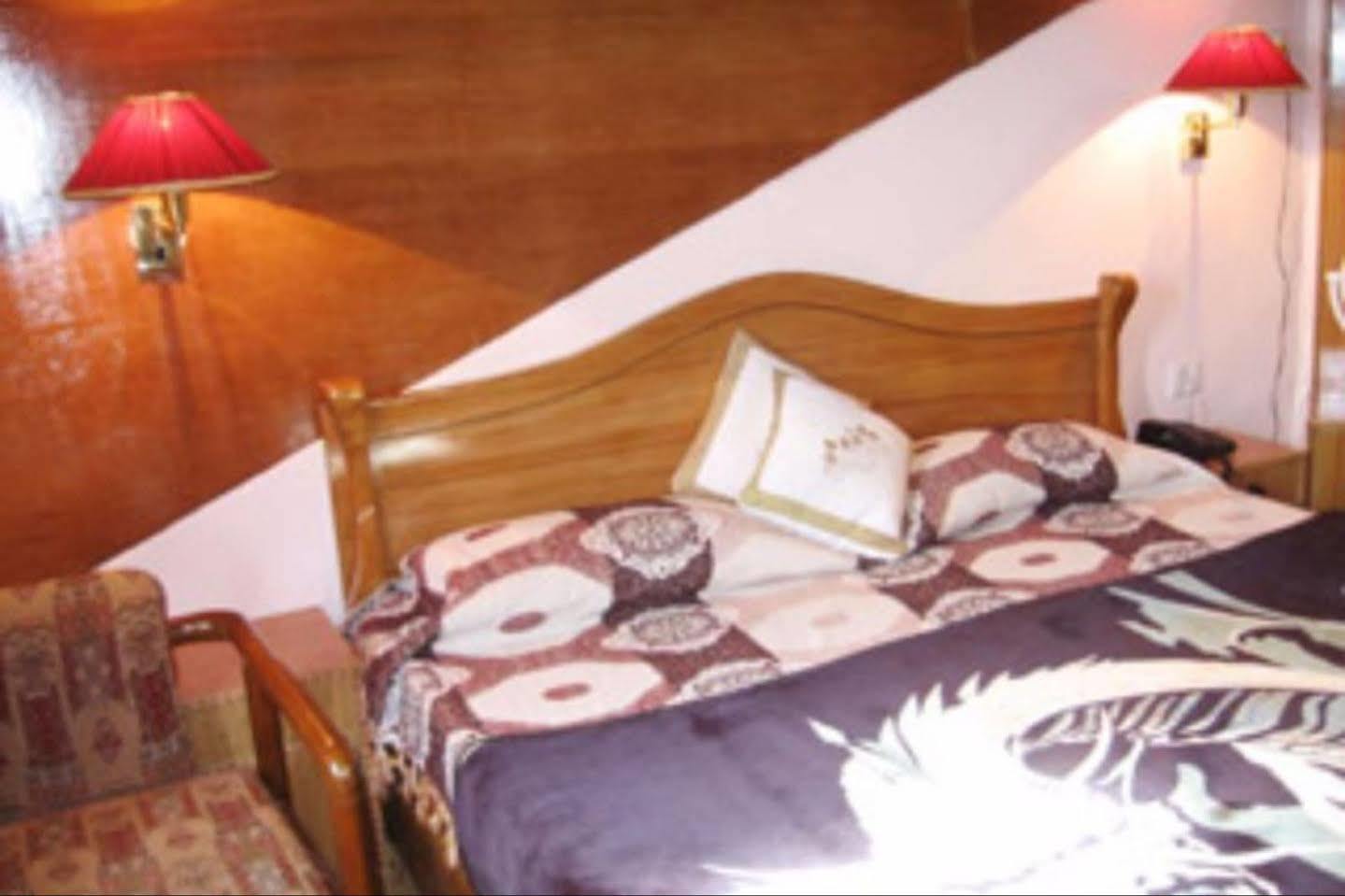 Sagrika Resort Dalhousie Esterno foto