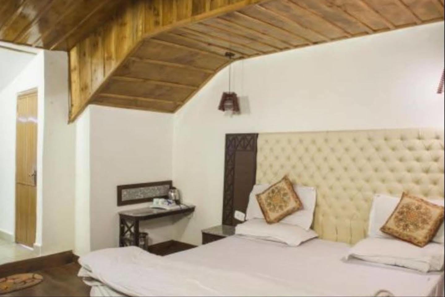 Sagrika Resort Dalhousie Esterno foto